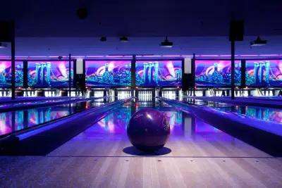 Зала за Боулинг - Bowling enjoy - Боулинг в Бургас