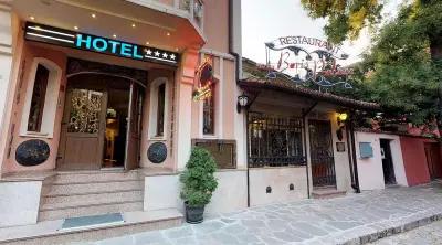Бутиков хотел и ресторант Борис Палас