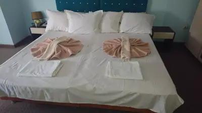 White Rose Guest Rooms