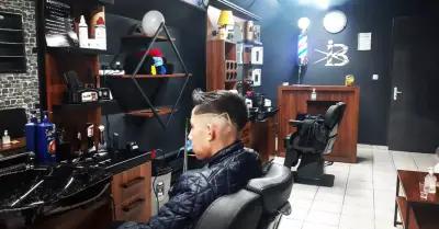 Barber Shop Bobby