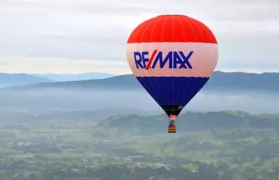 Фирма за недвижими имоти RE/MAX Alpha