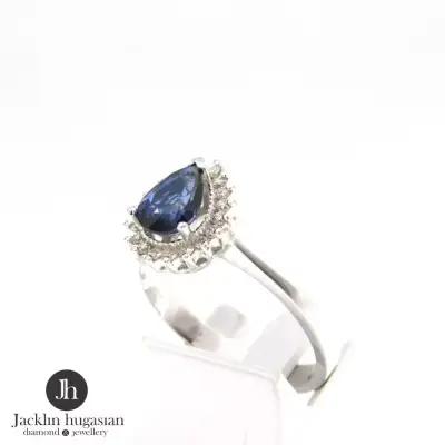 Jacklin hugasian Diamond & Jewellery Center