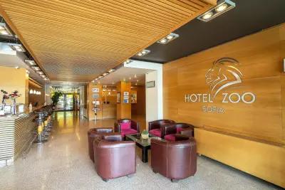 Hotel ZOO Sofia - Secured Paid Parking