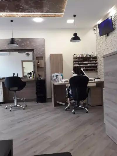 Refresh Hair & Beauty Salon