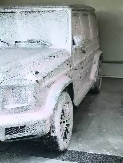 Автомивка на самообслужване - ЮТА Car Wash