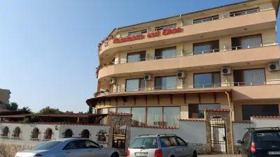 Family Hotel St. Constantine and Helena