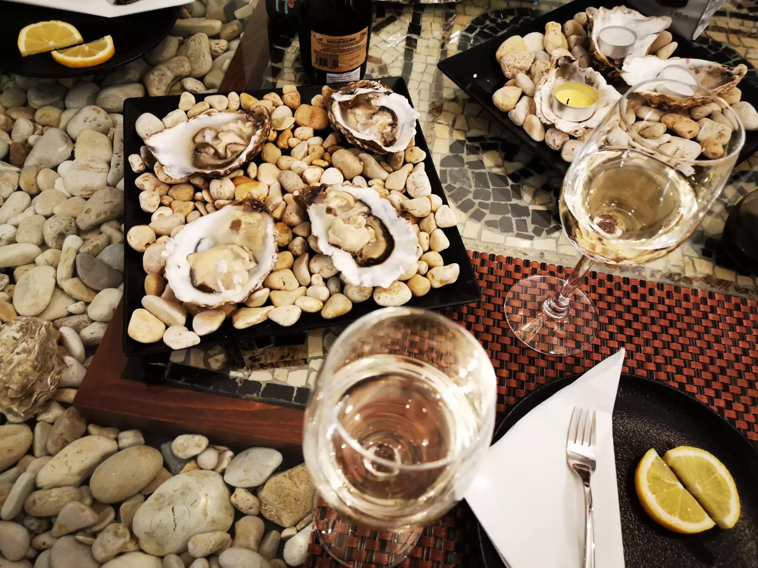 Стридариум/Stridarium Wine & Oyster Bar