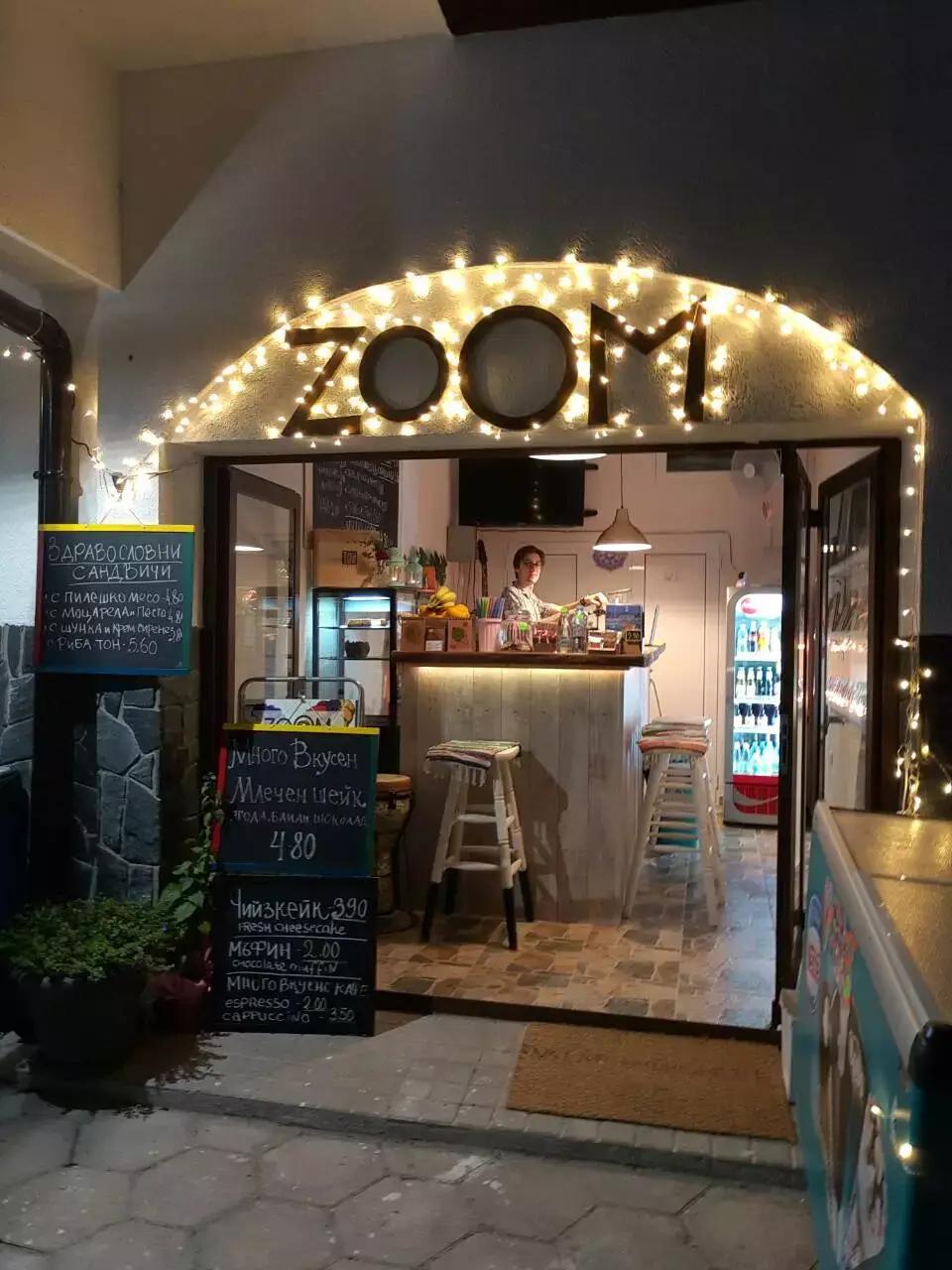 Zoom Cafe Bar