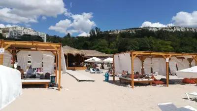 CARGO BEACH Карго Плажен бар