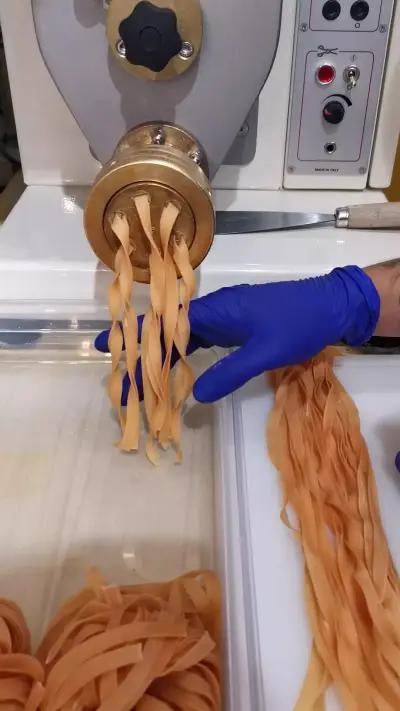 Fresh pasta to go