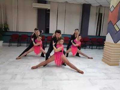 Extravaganza Dance Company