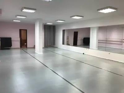 Dance studio - Omaya / Танцово студио “Омая”