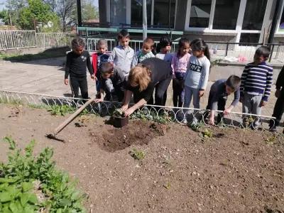 Детска градина "Щастливо детство" с. Петърница