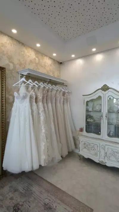 Carrie Bridal Boutique | Сватбени, булчински и официални рокли