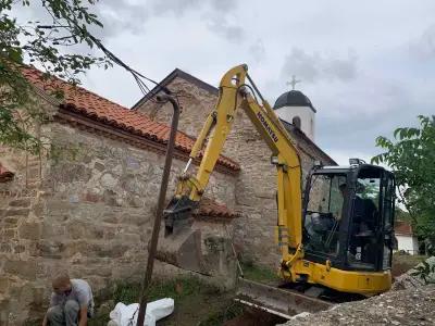 "СТРОЙТЕС ЕООД" Ремонт и Реставрация на църкви и сгради паметници на културата