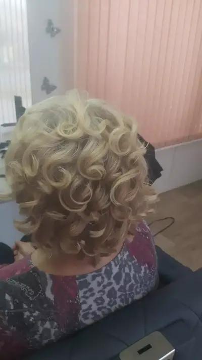 Фризьорски салон "Жани" Hairdresser "Janny"