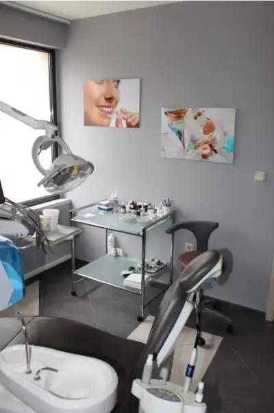 Dental Clinic SomiDent