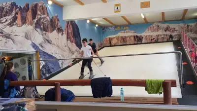 CARVE Indoor Ski, Board & Bar