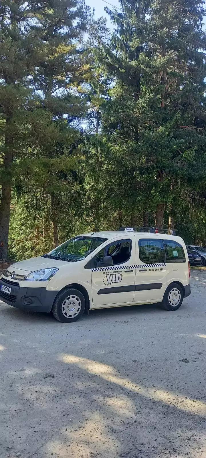 ТАКСИ АНГЕЛ САМОКОВ TAXI BOROVETS SAMOKOV