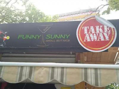 Funny Sunny Bar