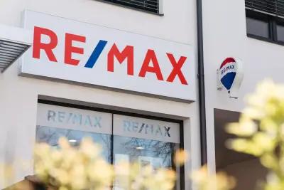 RE/MAX Premier