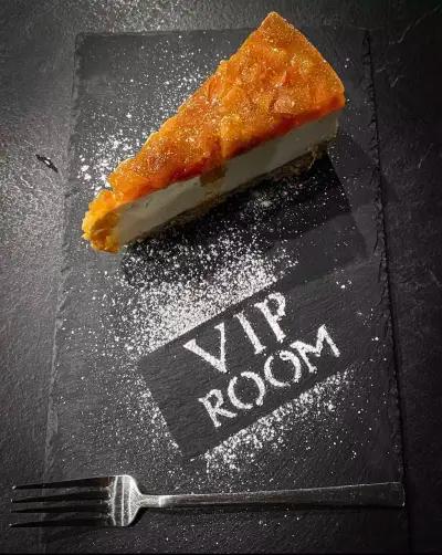 VIP ROOM