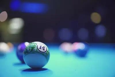 Billiard Club - Motiv8