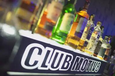 Billiard Club - Motiv8