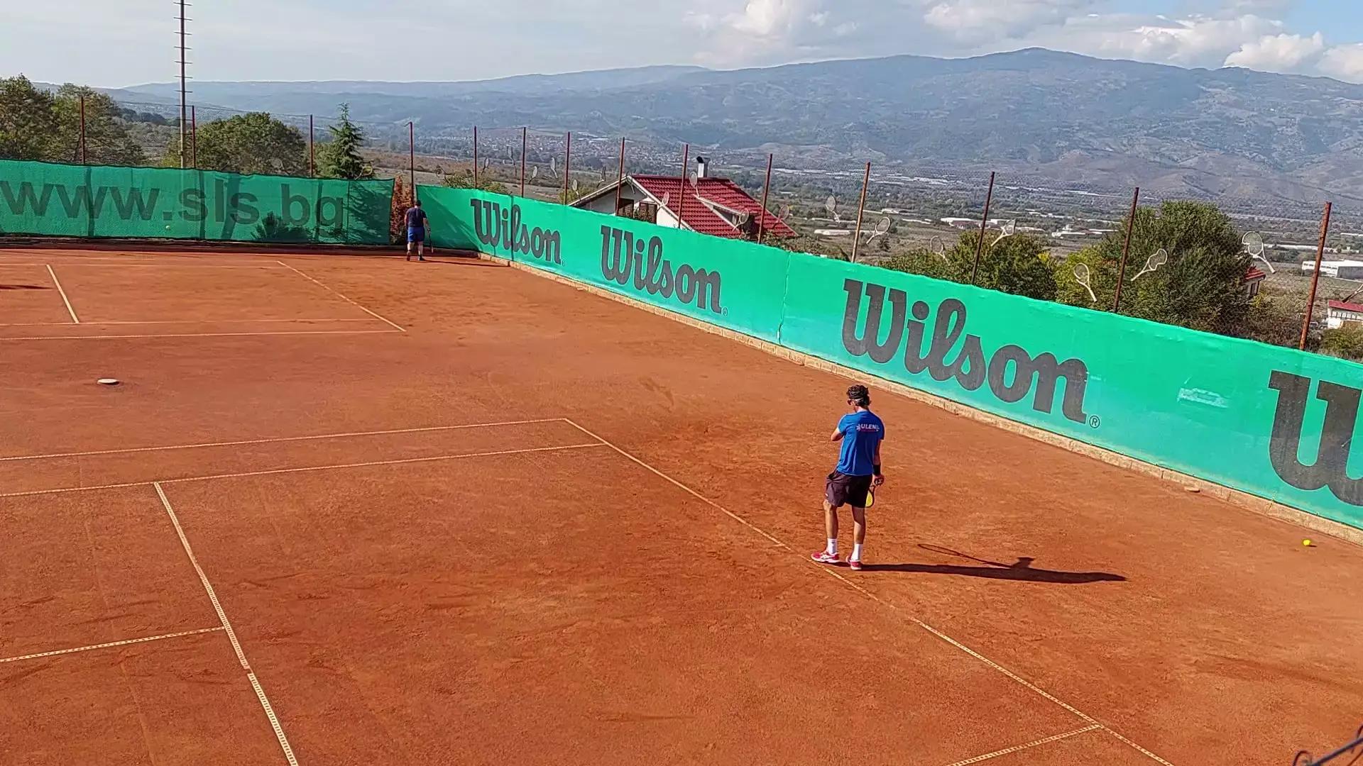 Tennis Complex Nushevi / Тенис комплекс Нушеви