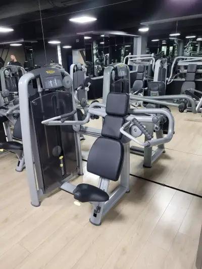 ФИТНЕС уреди PRECOR BG