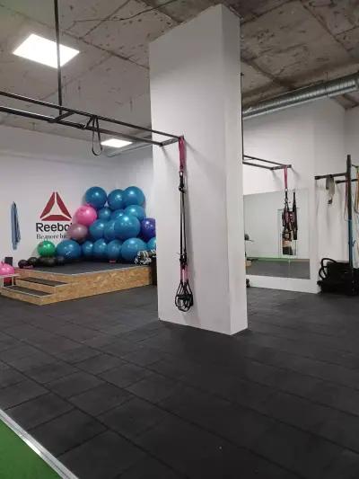 Y² fit studio