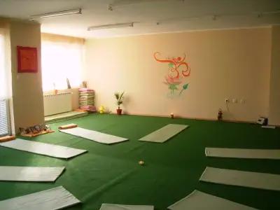 YOGA ART STUDIO SHANTI