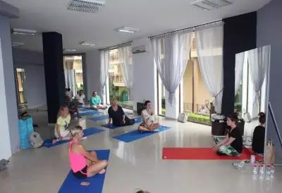 FitnessStudio (Stretching/Healthy Back/FitnessBallet)