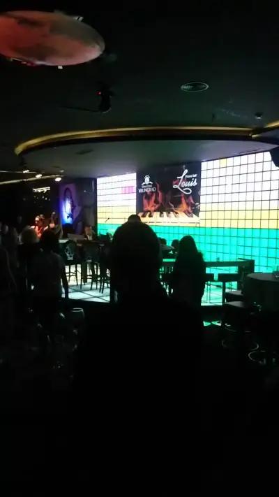 Grand Live Club (Piano Bar Louis)